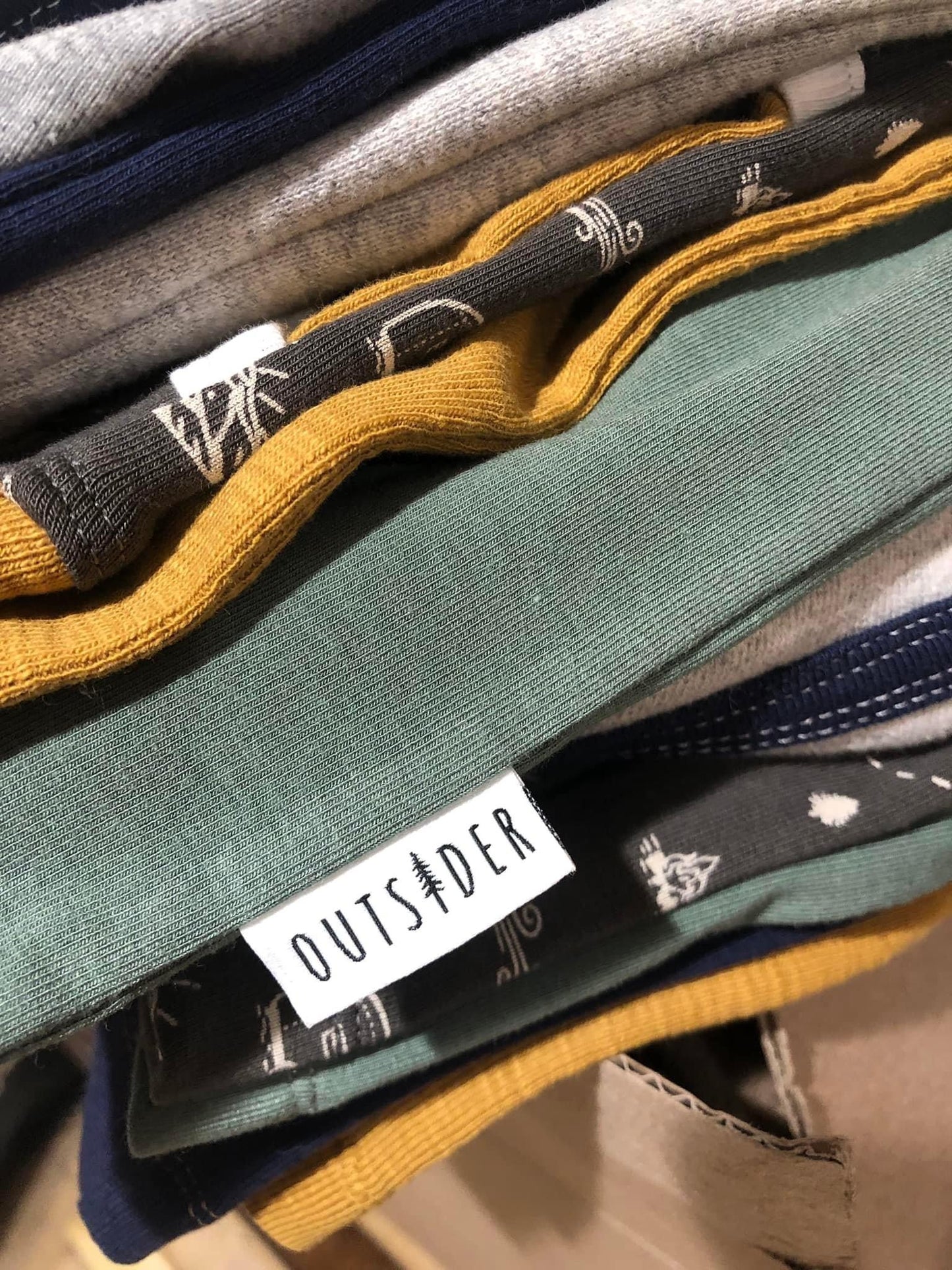 Outsider Woven Label image 3
