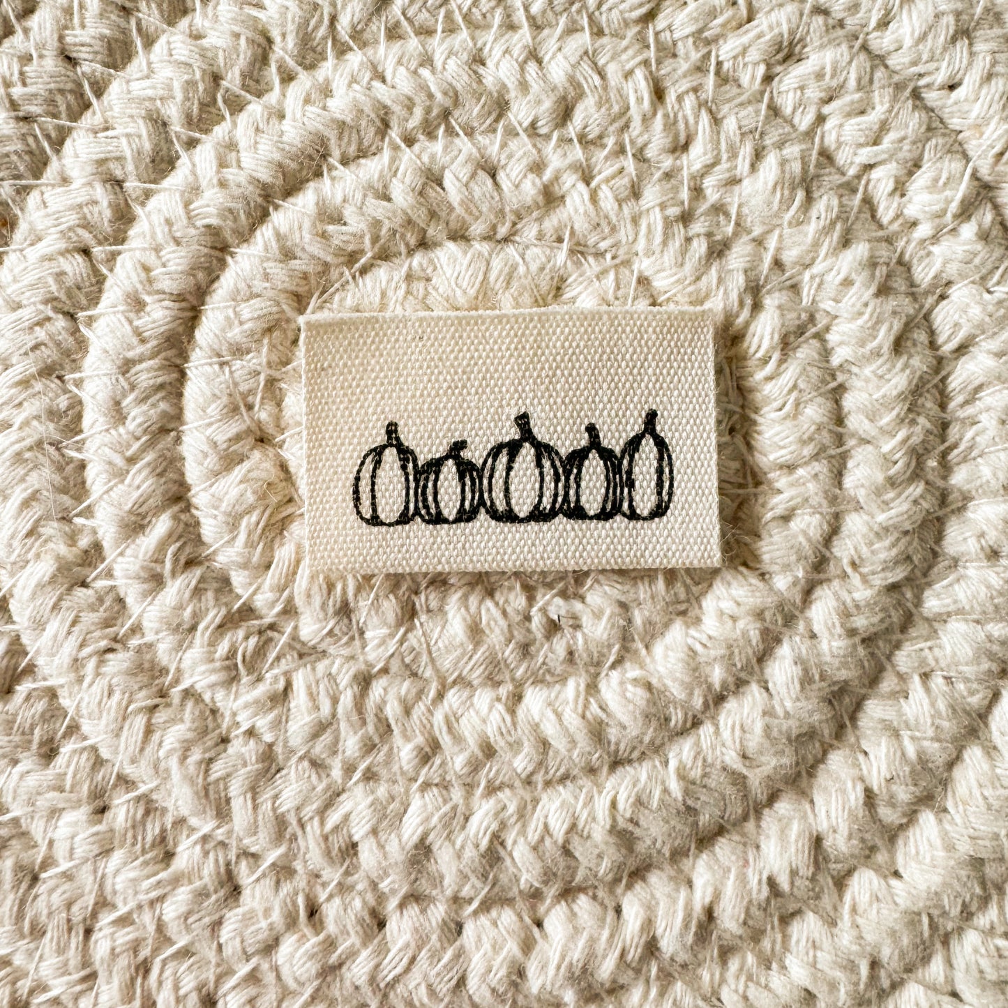 Row of Pumpkins Cotton Label image 0