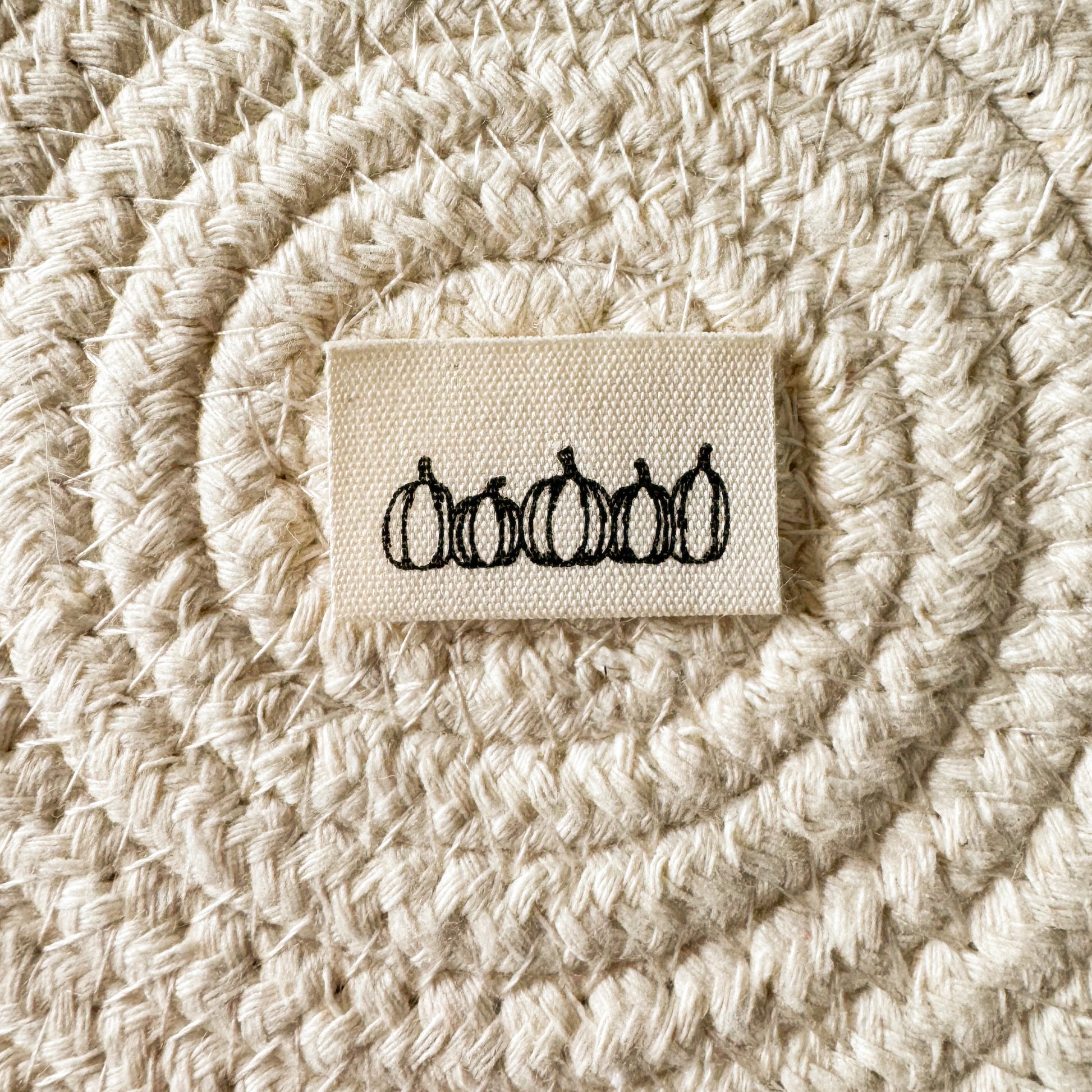 Row of Pumpkins Cotton Label image 0